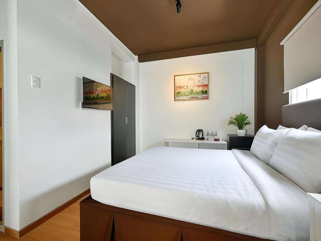 The Noble Swan Wood Park Hotel Thành Pho Ho Chí Minh Esterno foto