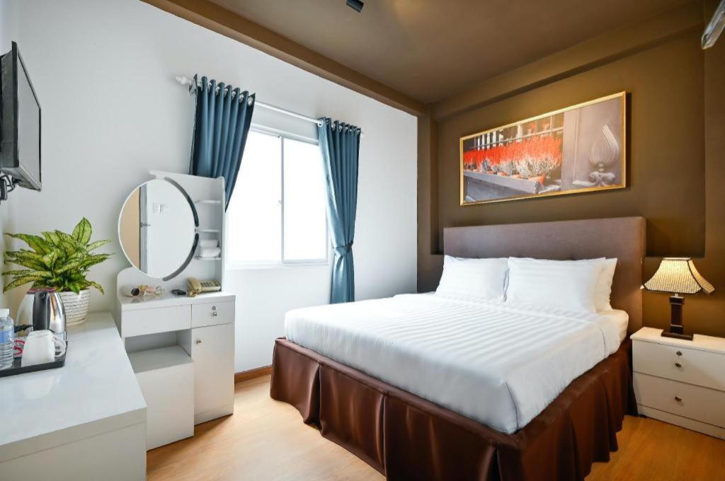 The Noble Swan Wood Park Hotel Thành Pho Ho Chí Minh Esterno foto